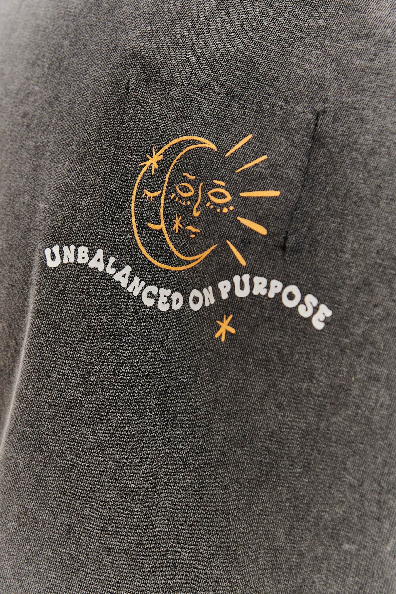 T-shirt Own The Sun