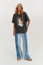 T-shirt Own The Sun