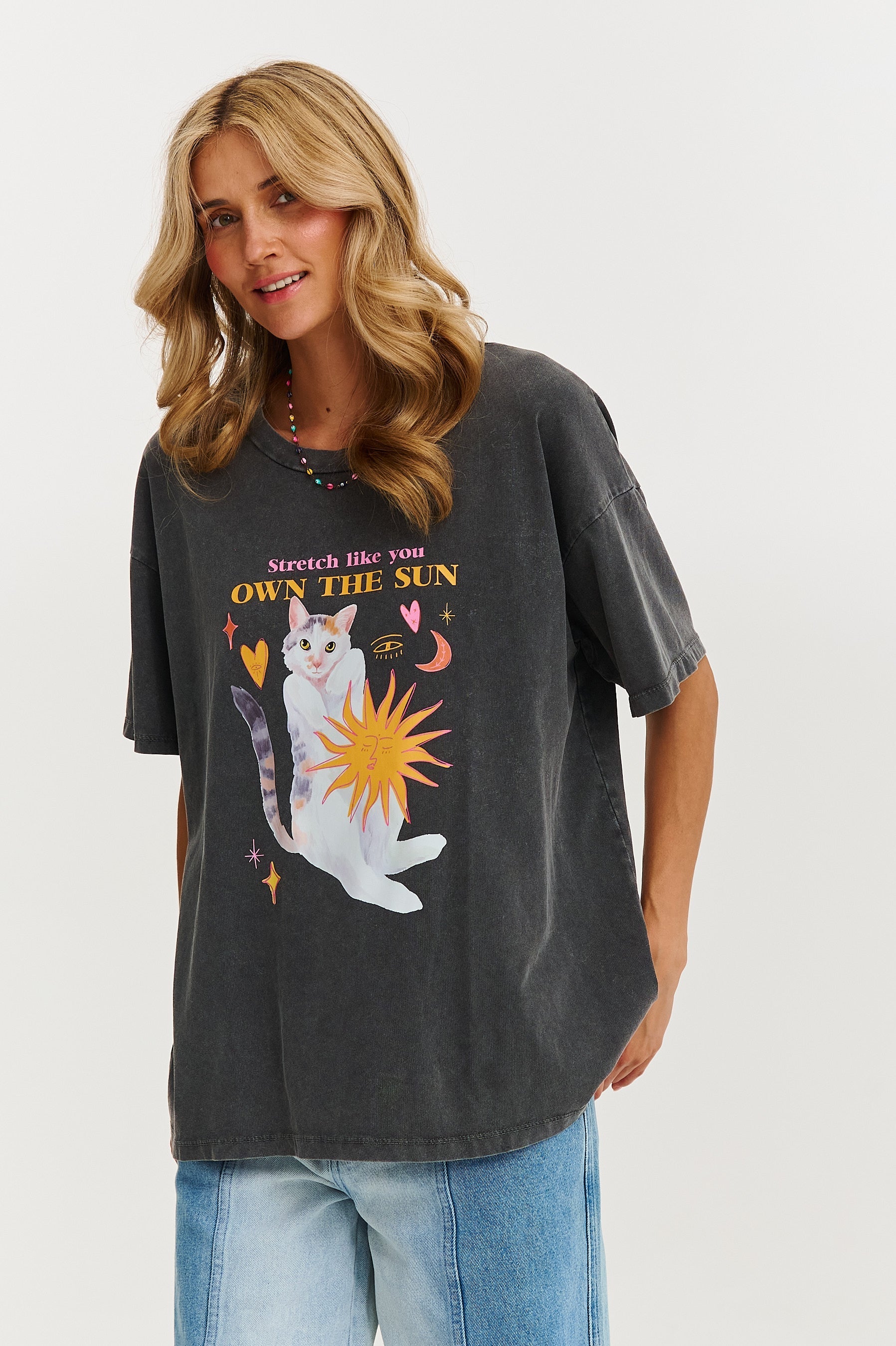 T-shirt Own The Sun